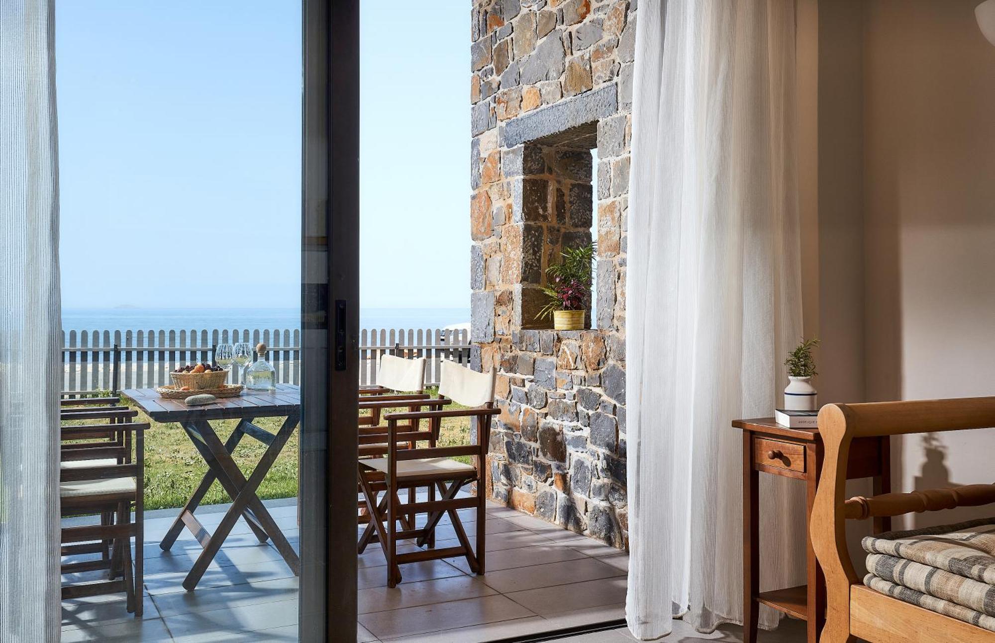 Creteco Hotel & Suites Goúrnes Dış mekan fotoğraf