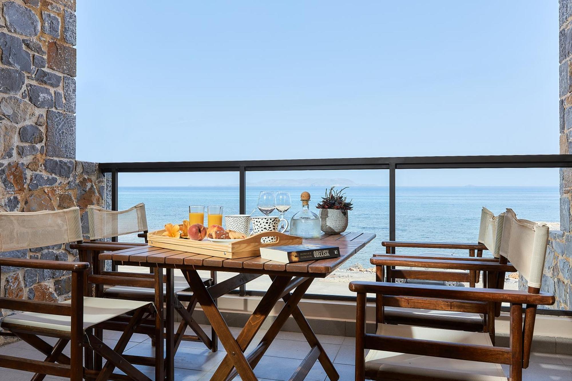 Creteco Hotel & Suites Goúrnes Dış mekan fotoğraf