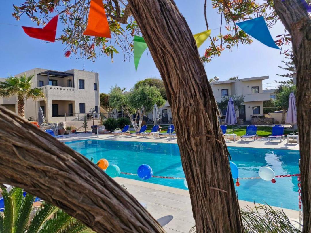 Creteco Hotel & Suites Goúrnes Dış mekan fotoğraf