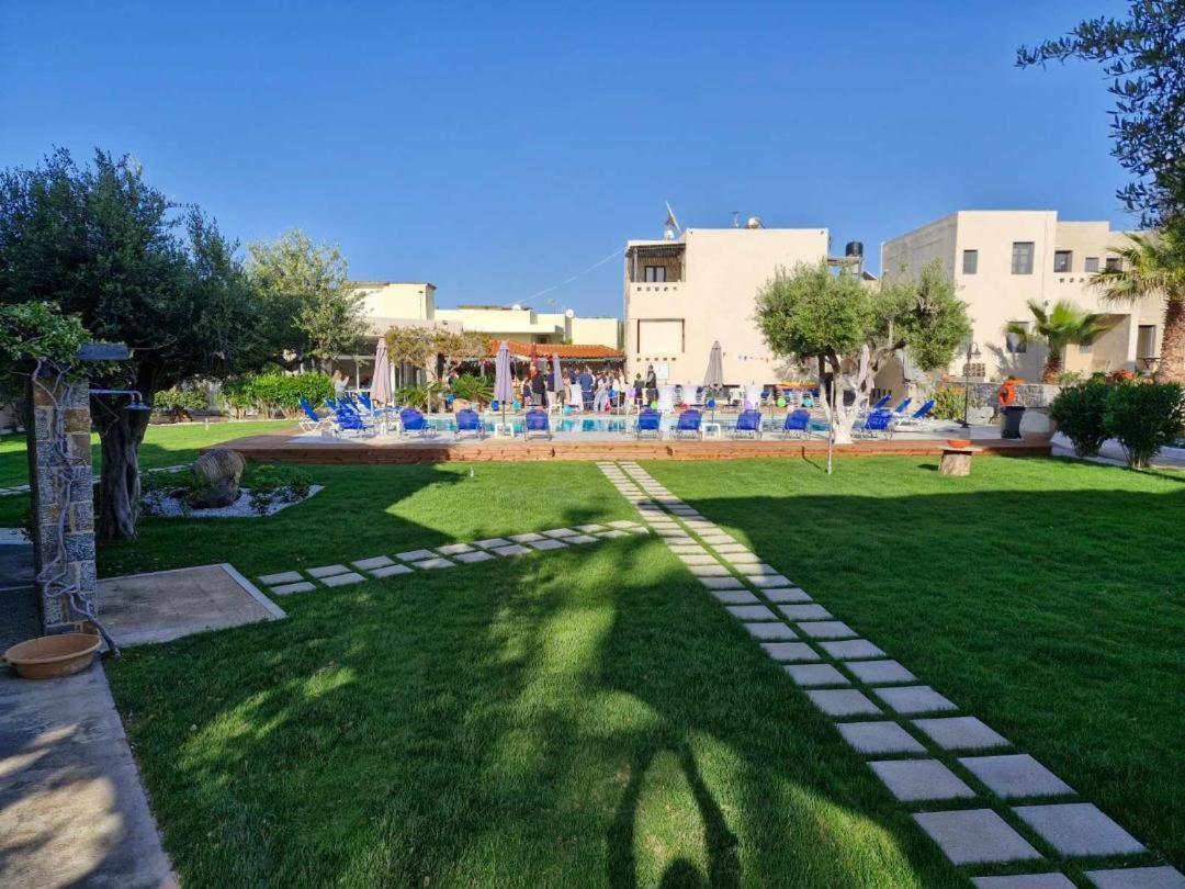 Creteco Hotel & Suites Goúrnes Dış mekan fotoğraf
